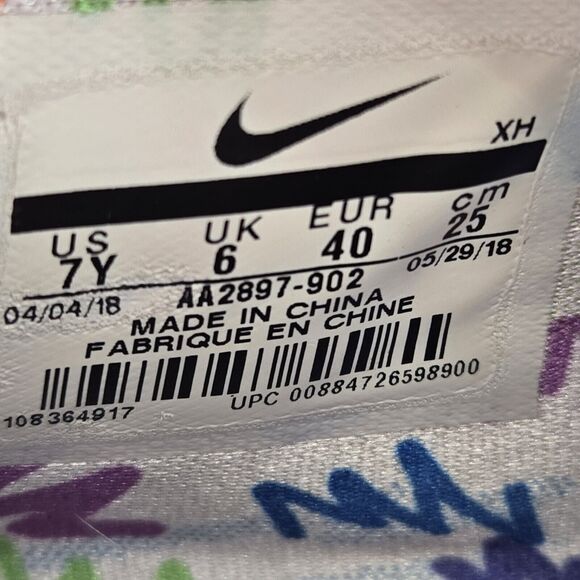 Nike Kyrie 4 GS 90's Basketball Sneakers Size 7 Y Youth White 2018 Muticolor - Picture 9 of 13